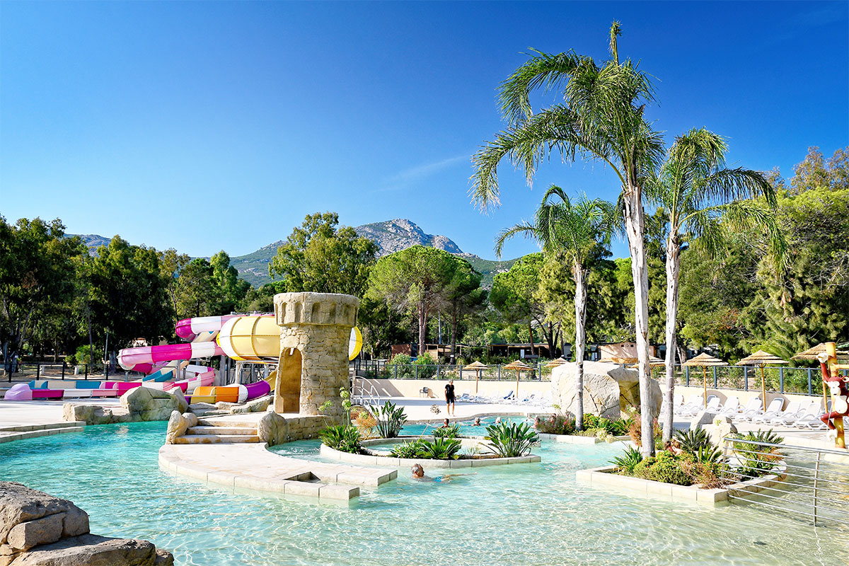 camping-avec-piscine-calvi
